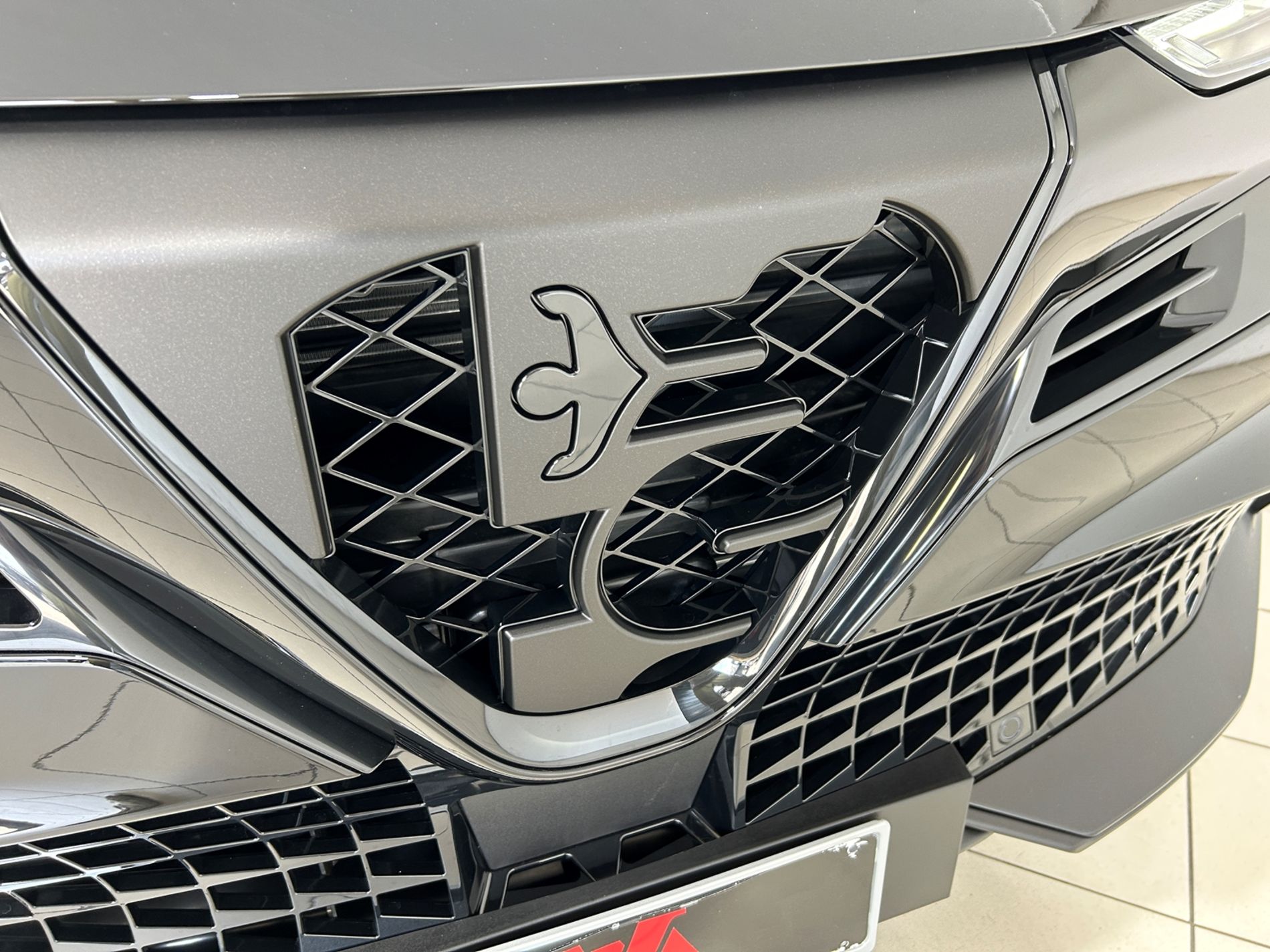 Junior 1.2 ibrida Speciale - Autoviemme